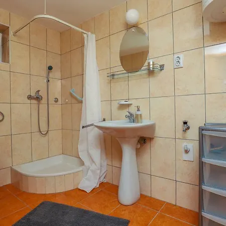 Apartman Lisinski *