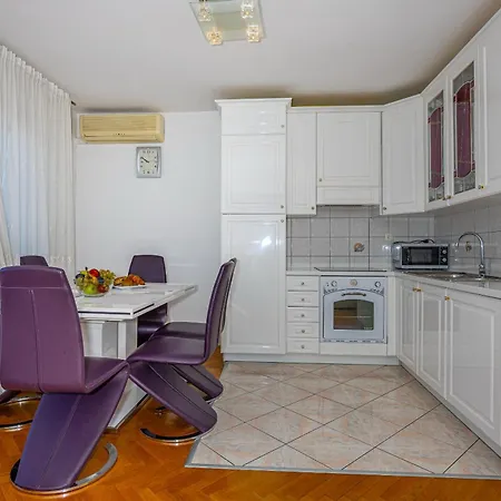 Lägenhet Lisinski *