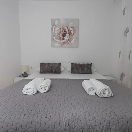 Lägenhet Lisinski *