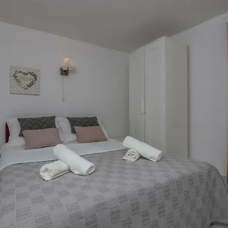 Lisinski * 茨里克韦尼察