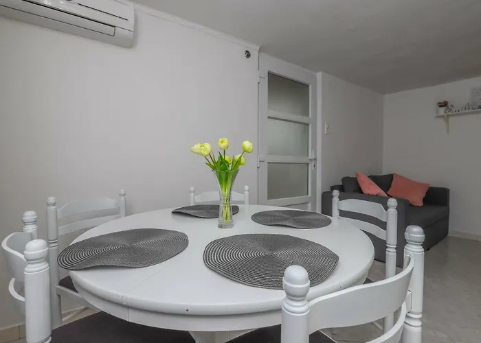 Lisinski Appartamento *